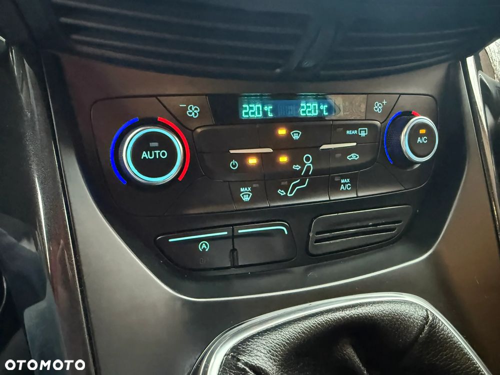 Ford Kuga 2.0 TDCi 4x2 Titanium - 30