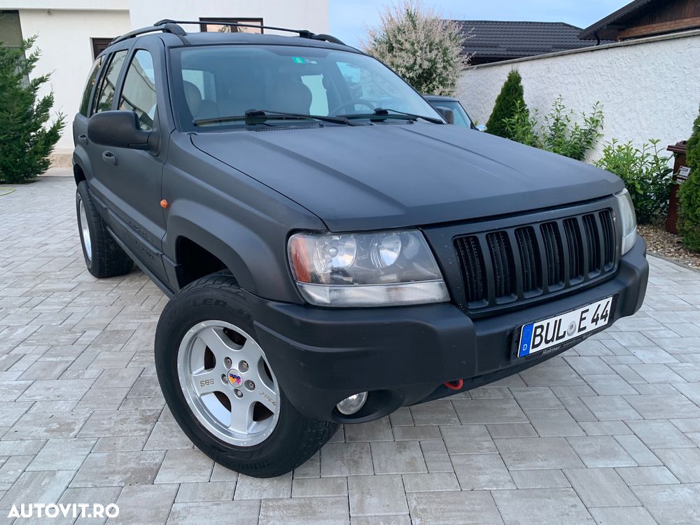 Jeep Grand Cherokee - 28