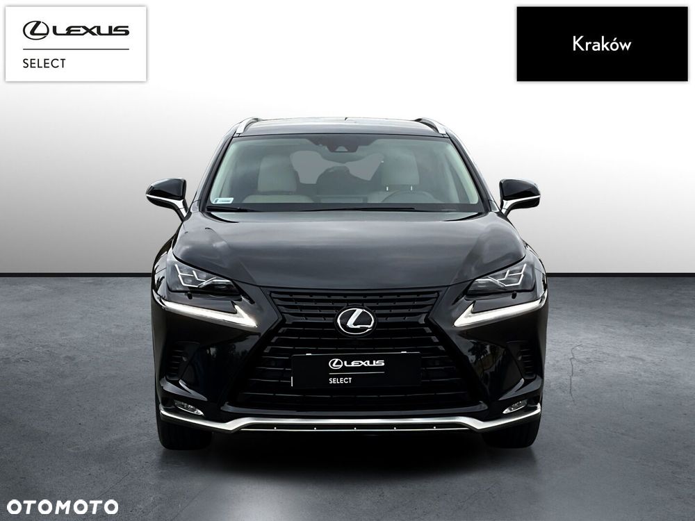 Lexus NX 300 F Impression AWD - 8