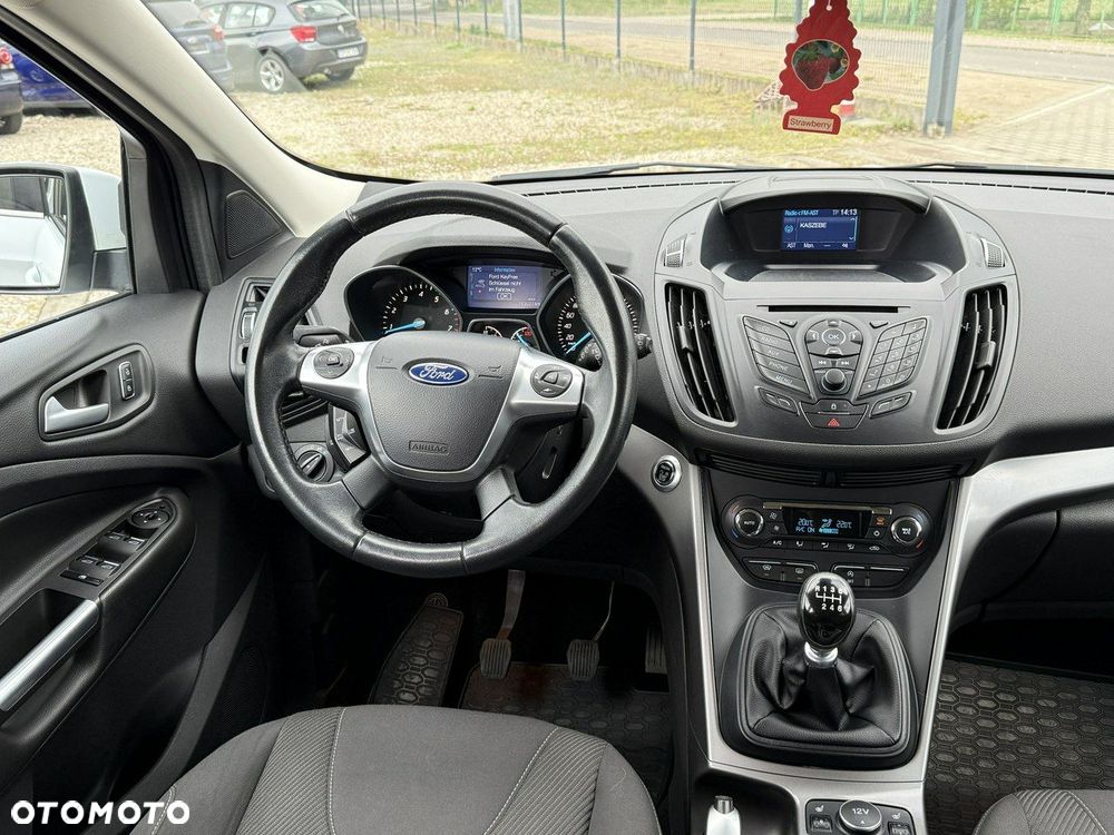 Ford Kuga - 26