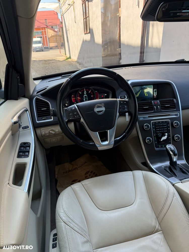 Volvo XC 60 - 10