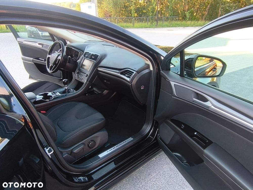 Ford Mondeo 2.0 TDCi ECOnetic Start-Stopp Business Edition - 12