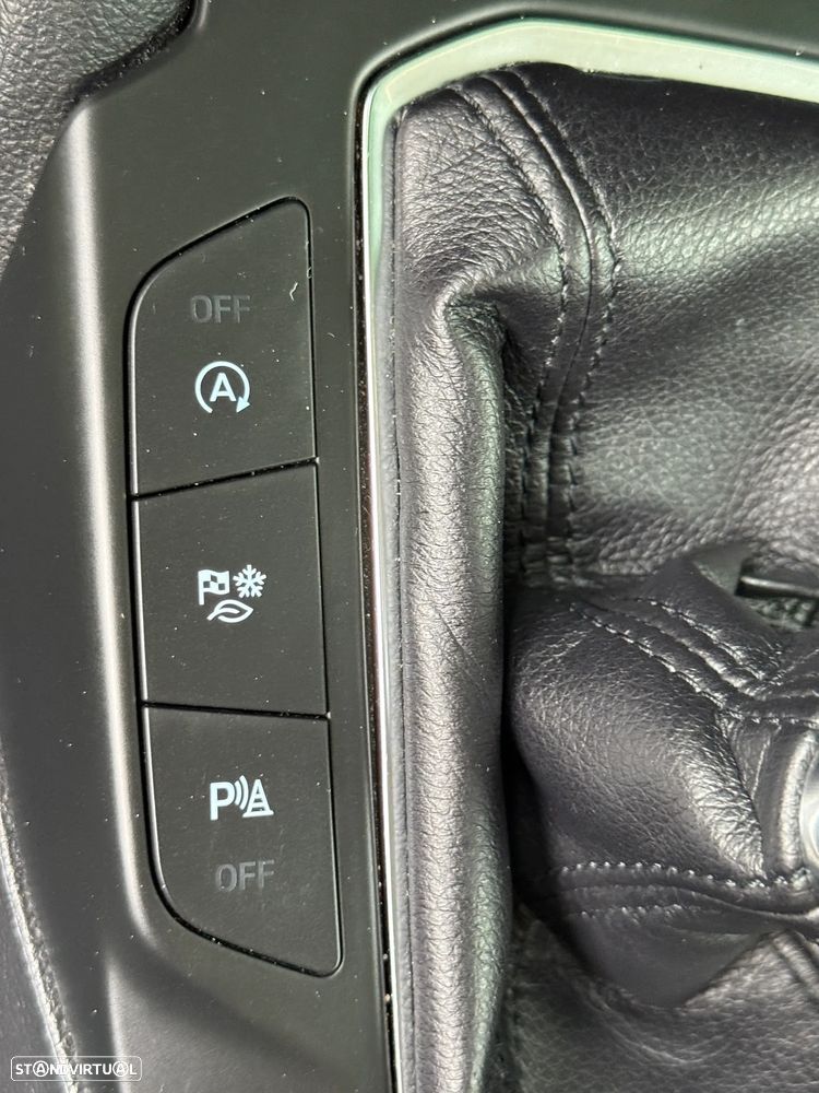 Ford Focus SW 1.0 EcoBoost Connected - 38