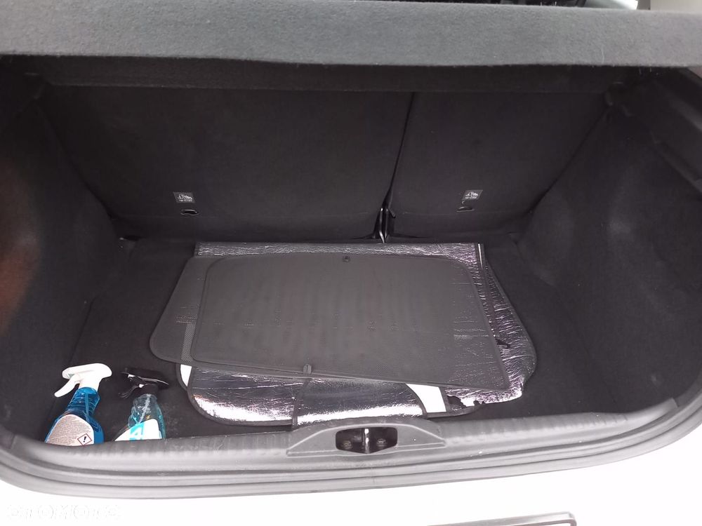 Citroën C3 1.2 PureTech Shine - 4