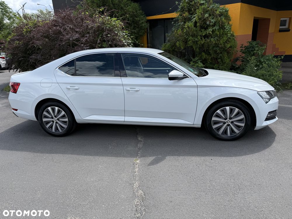 Skoda Superb 2.0 TSI Style DSG - 2