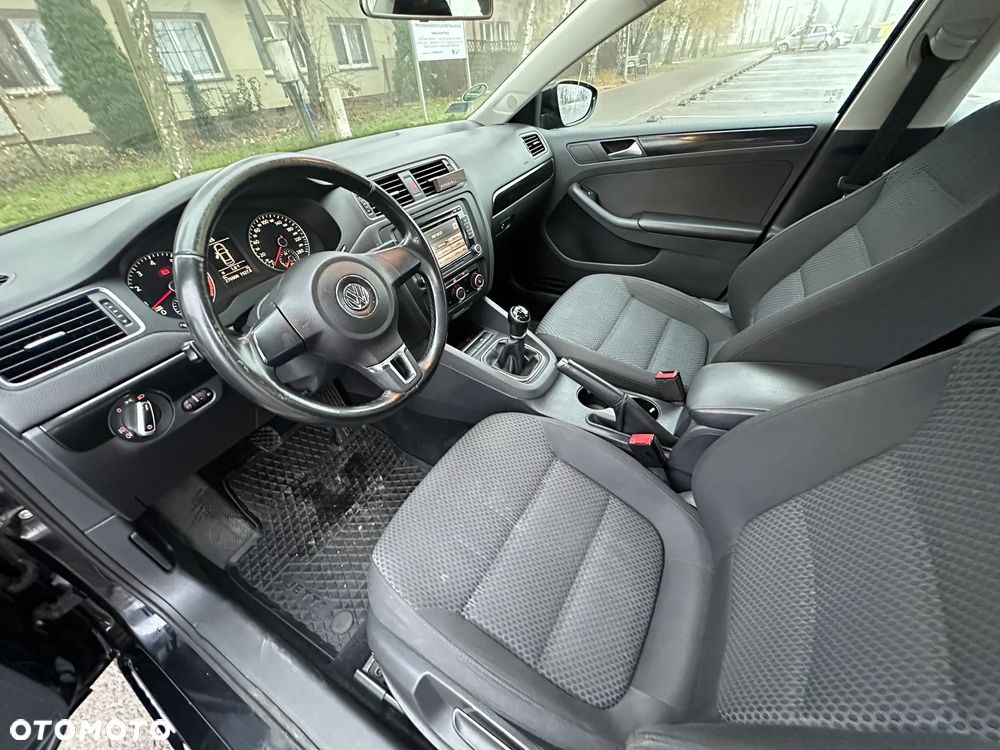 Volkswagen Jetta 1.2 TSI Comfortline - 14