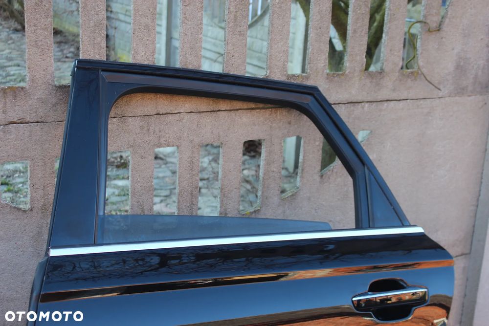 DRZWI TYLNE LEWE AUDI A6 C7 AVANT LY9T 2014 - 17