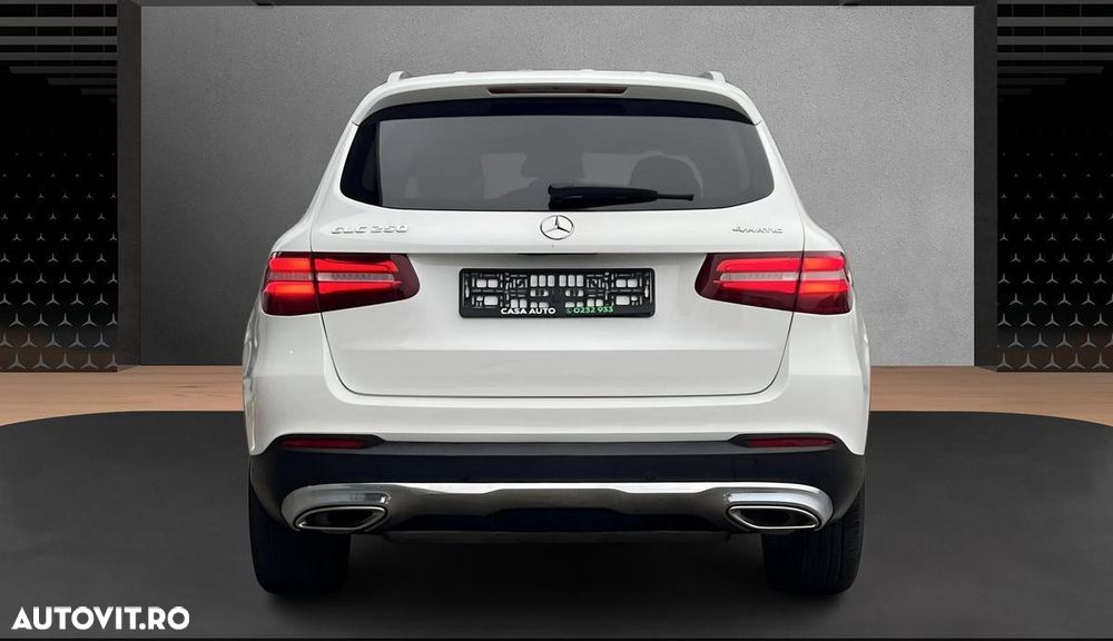 Mercedes-Benz GLC - 4