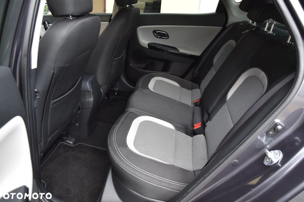 Kia Ceed 1.4 CVVT Dream-Team Edition - 37