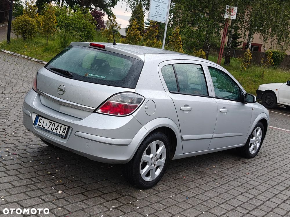 Opel Astra 1.6 Cosmo - 19