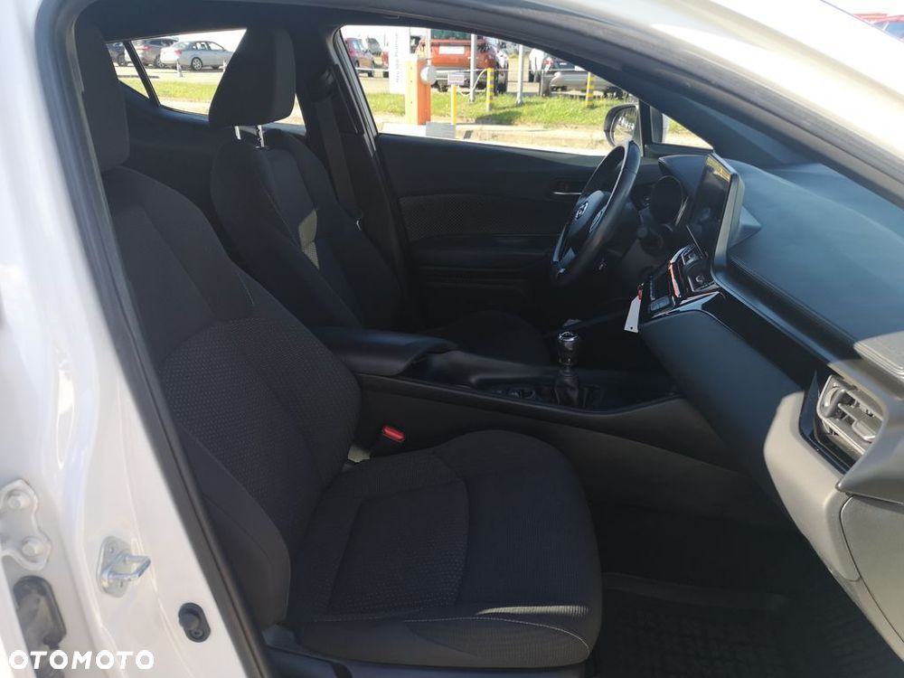 Toyota C-HR 1.2 T Premium - 10
