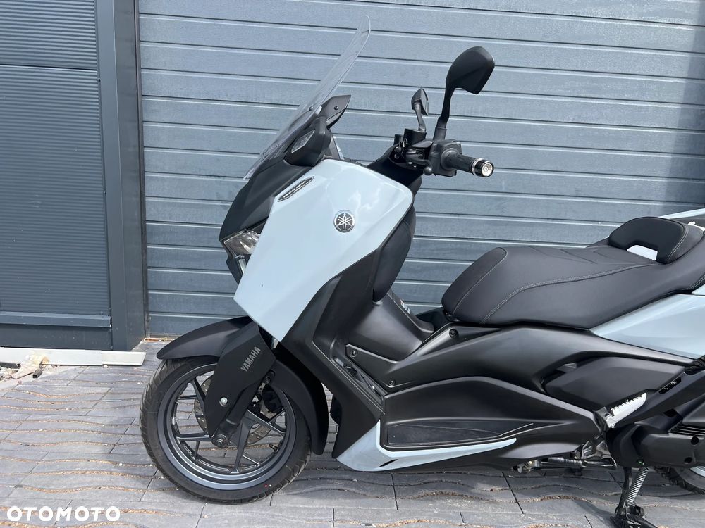 Yamaha X-max - 11