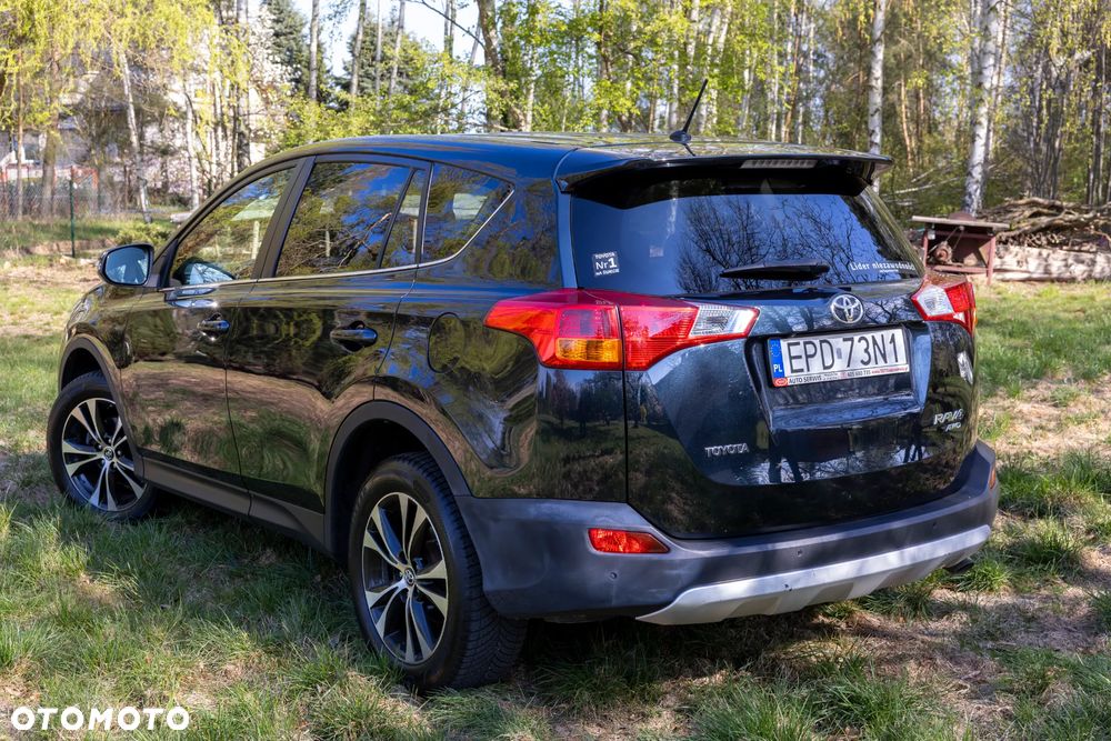 Toyota RAV4 - 5