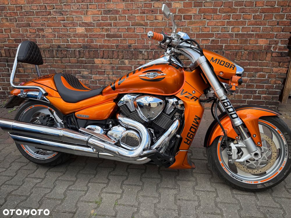 Suzuki Boulevard - 1