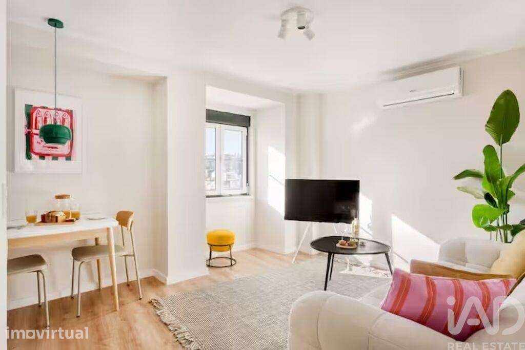 Apartamento T2 em Misericórdia de 81,00 m2 - Grande imagem: 3/22