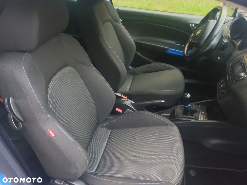 Seat Ibiza SC 1.4 16V Sport - 20