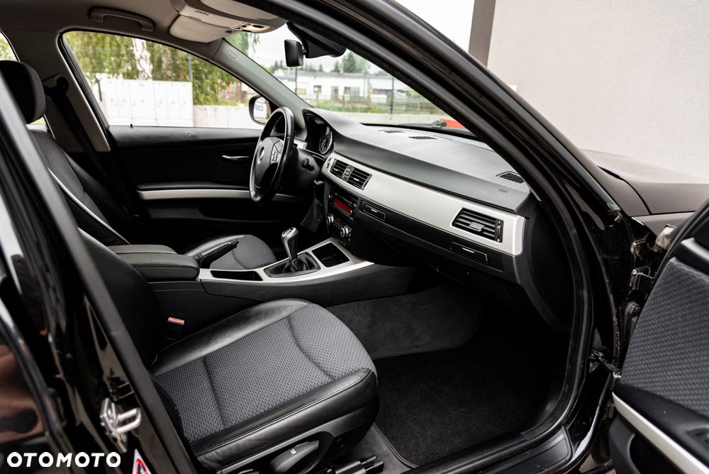 BMW Seria 3 2009