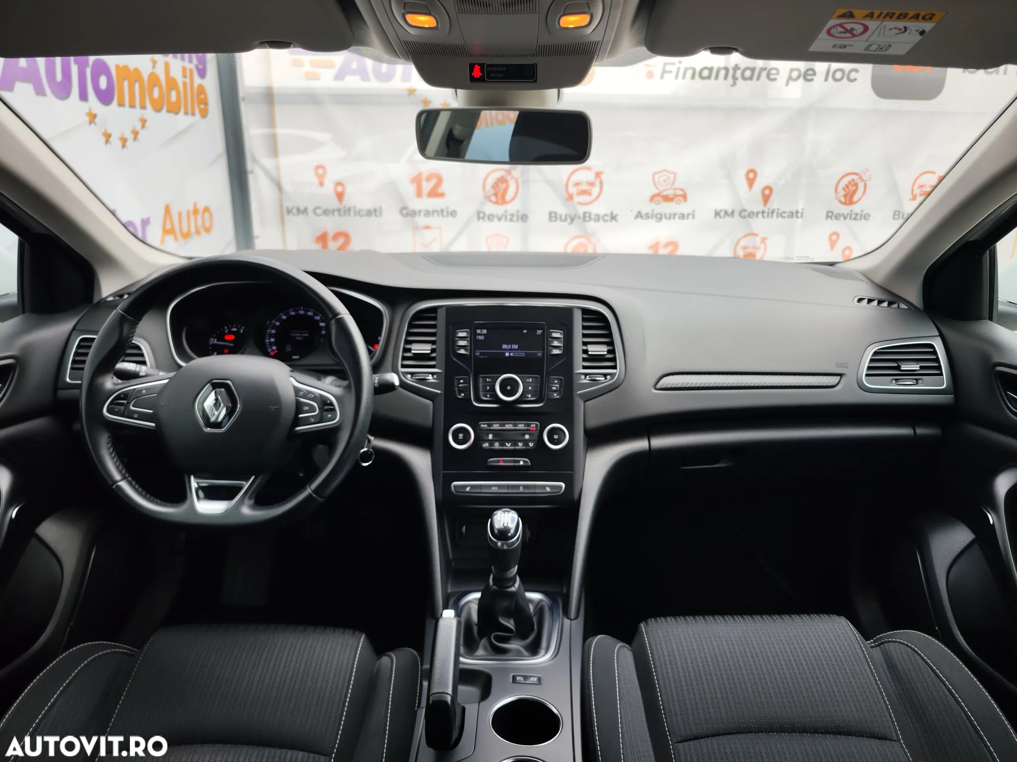 Renault Megane Blue dCi 116 Life - 17