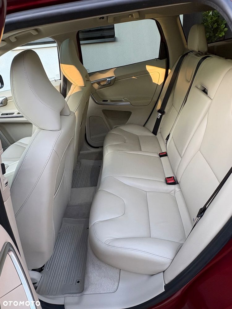 Volvo XC 60 T5 Drive-E Momentum - 15