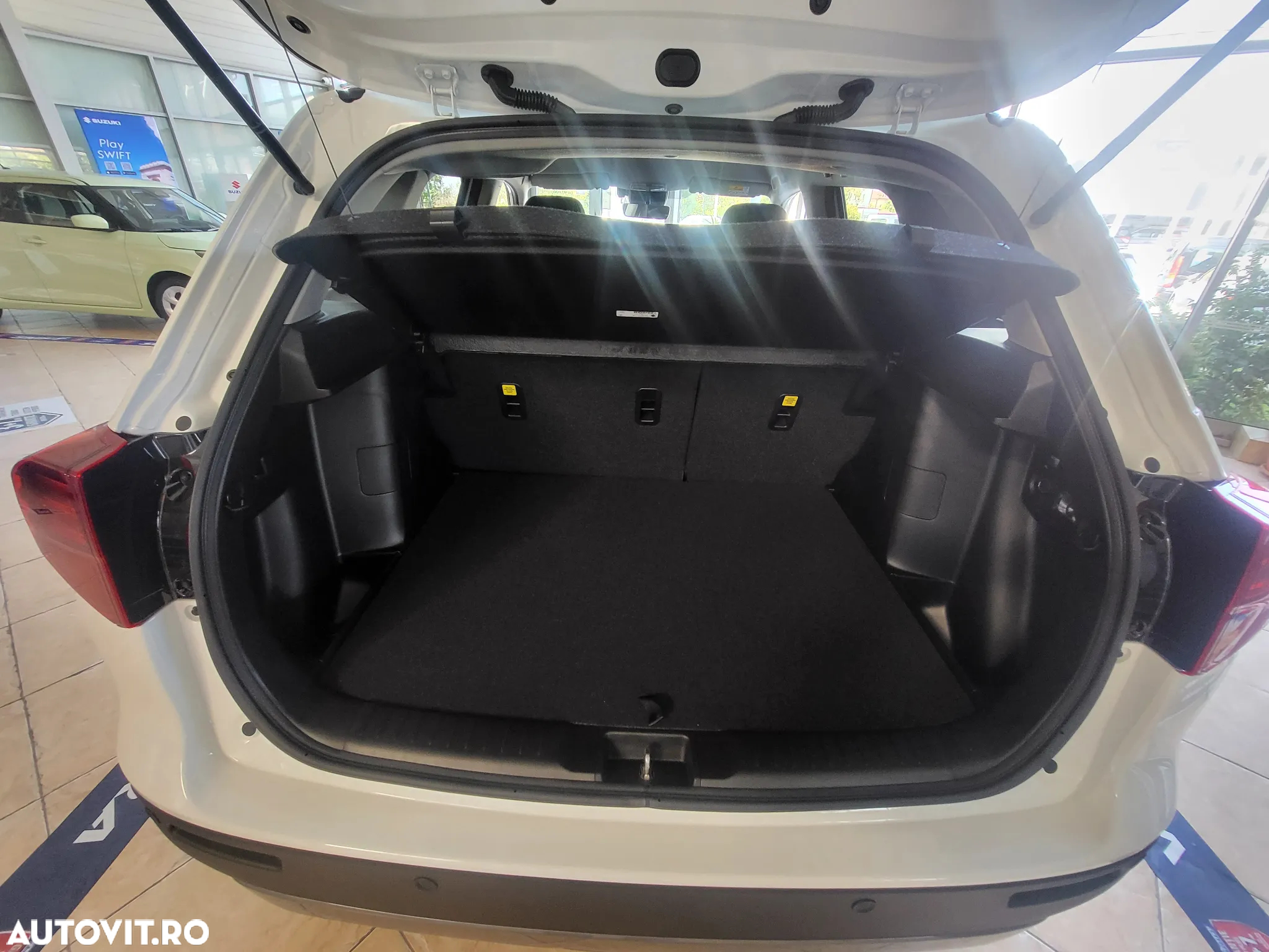 Suzuki Vitara 1.4 Boosterjet MHEV Cool - 10