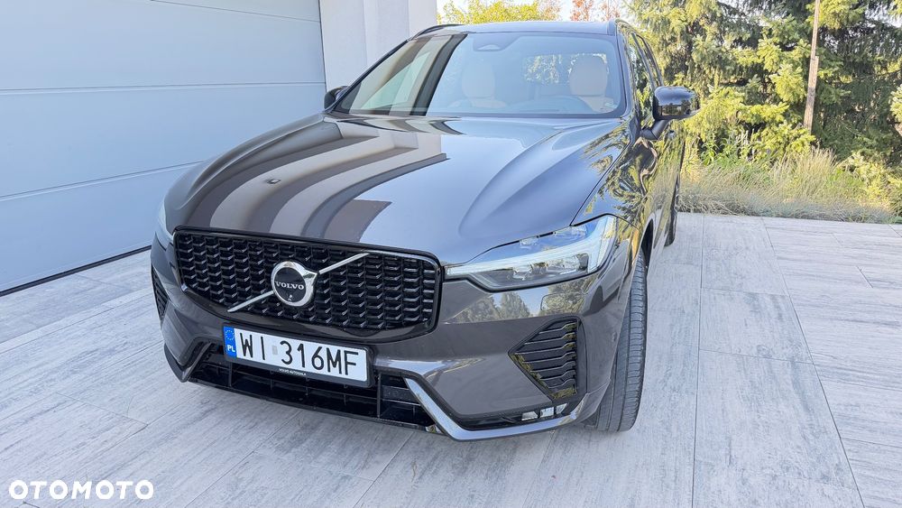 Volvo XC 60 B4 D AWD Ultimate Dark - 1