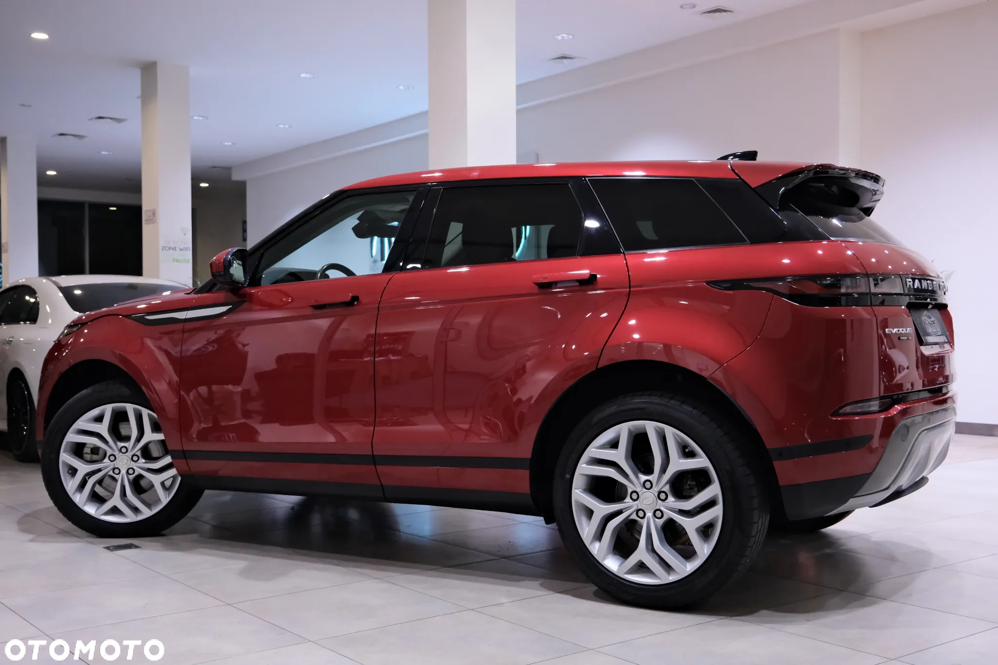 Land Rover Range Rover Evoque P250 - 10