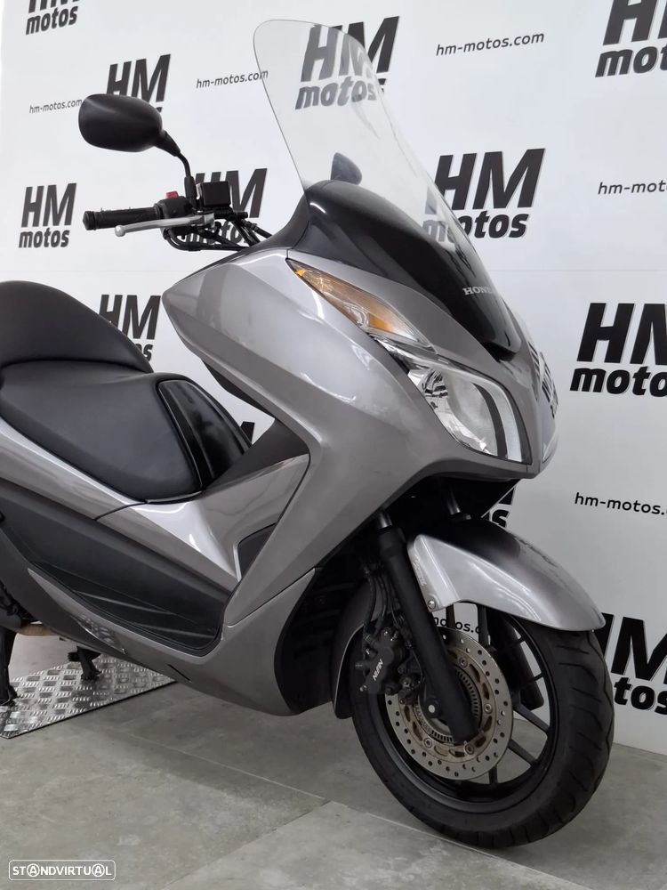 Honda Forza 300 - 12