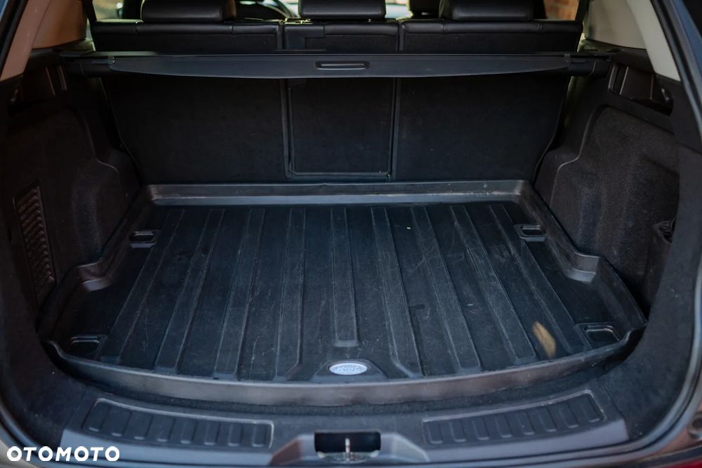 Land Rover Discovery Sport - 32