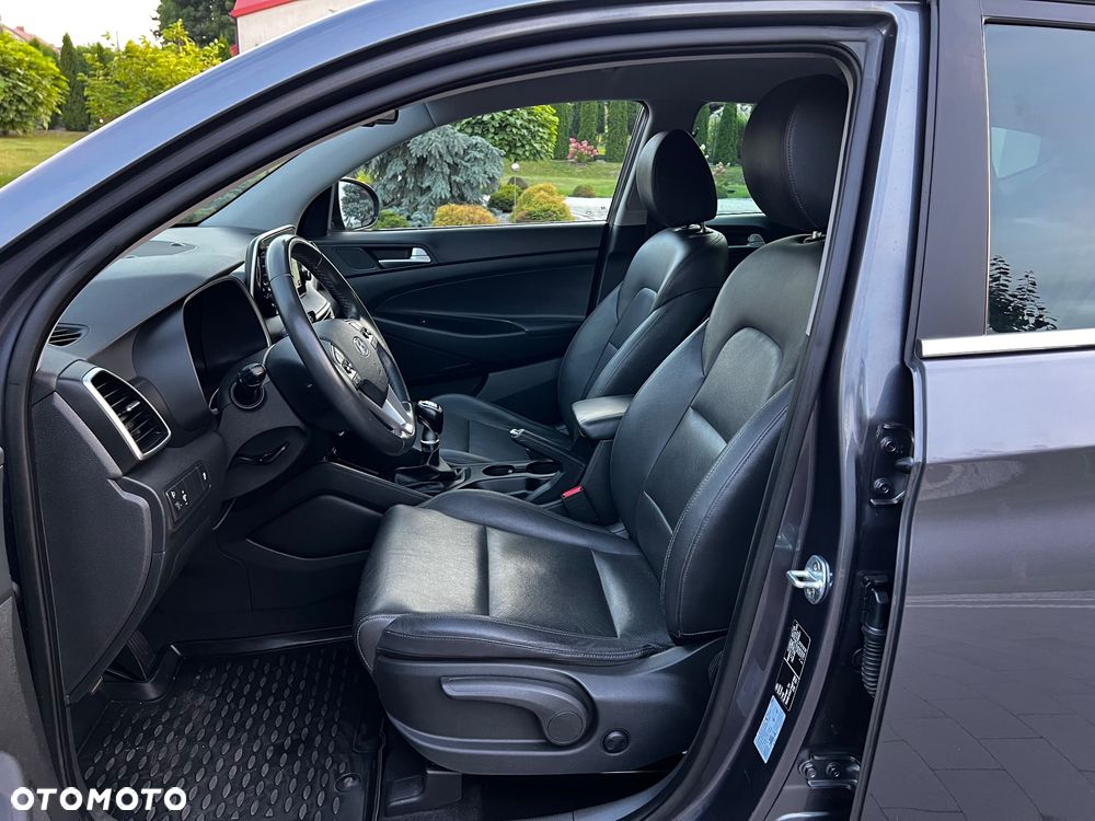 Hyundai Tucson blue 1.6 GDi 2WD Navi - 21