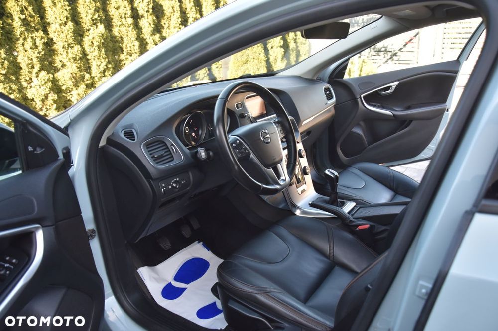 Volvo V40 Cross Country D2 Drive-E Summum - 24