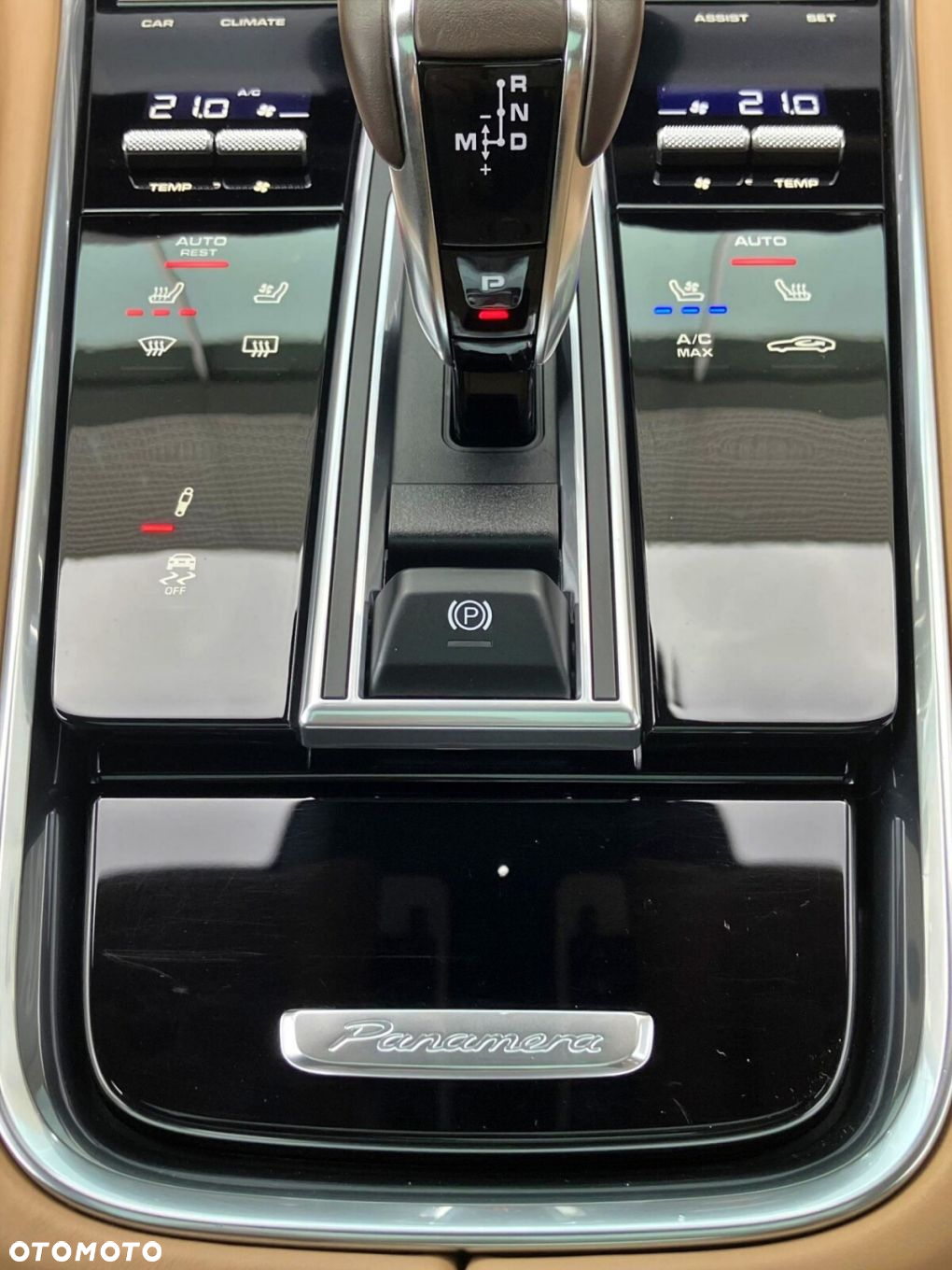 Porsche Panamera - 29
