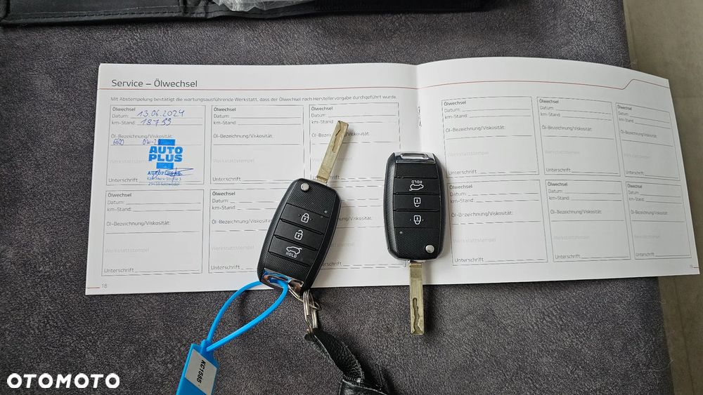 Kia Stonic 1.0 T-GDI 100 OPF Dream-Team Edition - 16