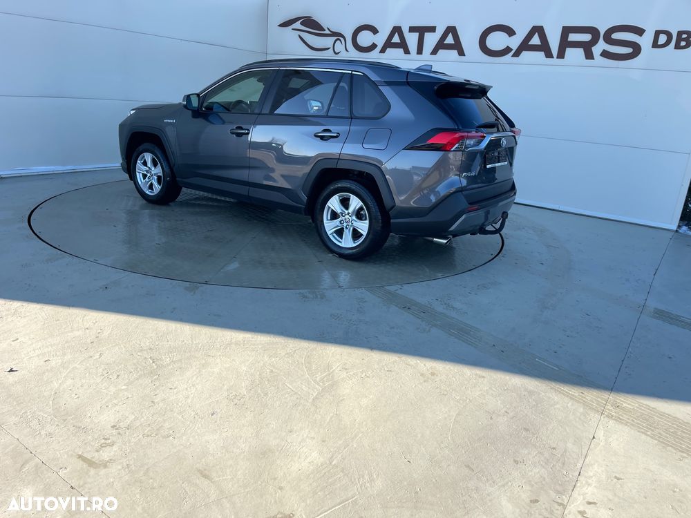Toyota RAV4 - 9