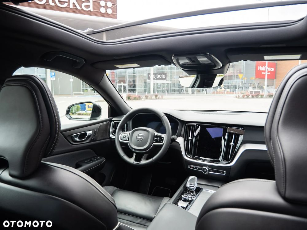 Volvo S60 B5 B AWD R-Design - 20