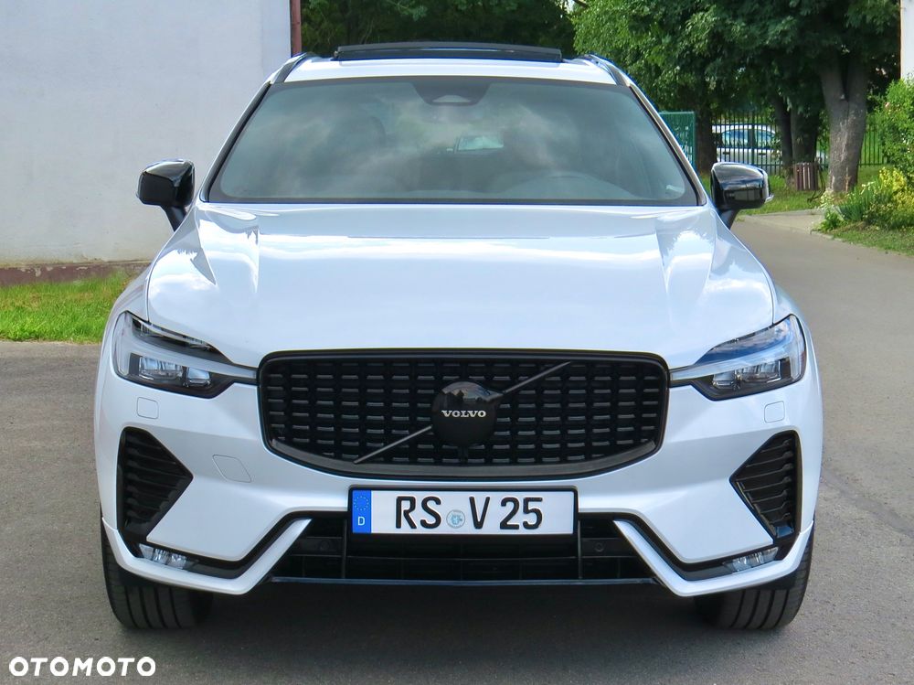 Volvo XC 60 B4 D Ultimate Dark - 12