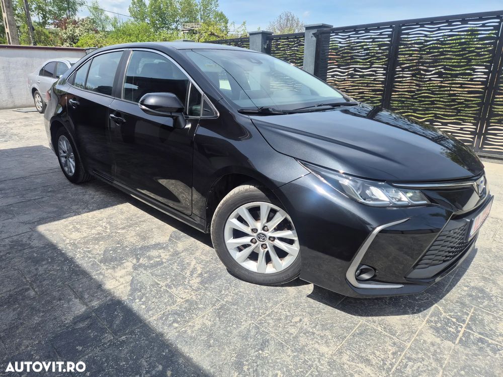 Toyota Corolla 1.8 HSD Business - 2