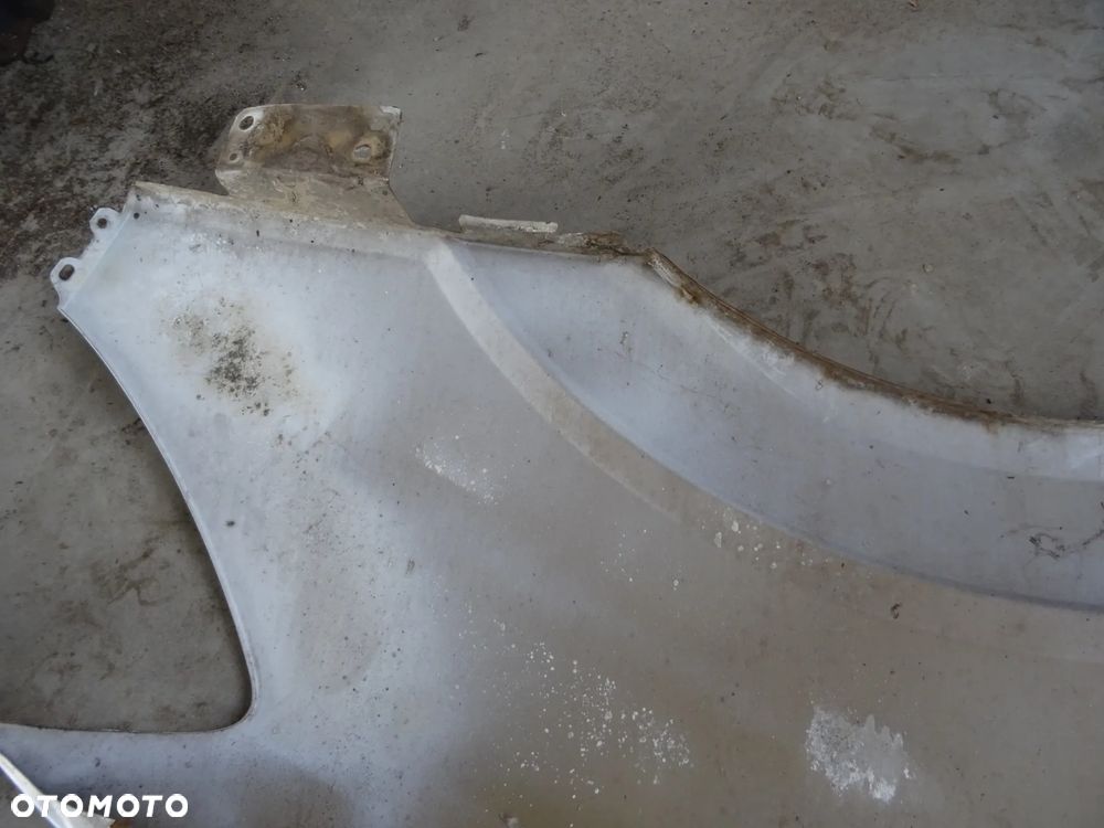 Błotnik Lewy Przód Mercedes Sprinter W906 313 CDi - 7