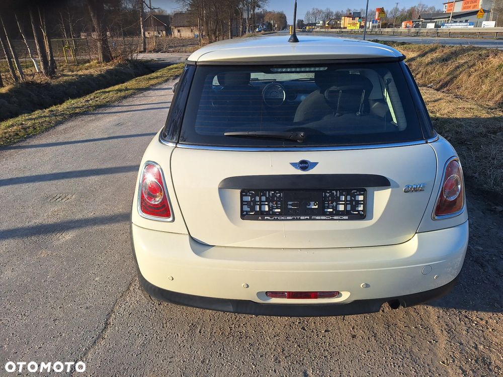 MINI ONE - 13
