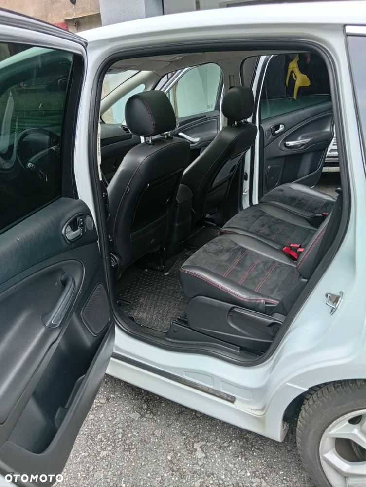 Ford S-Max - 7