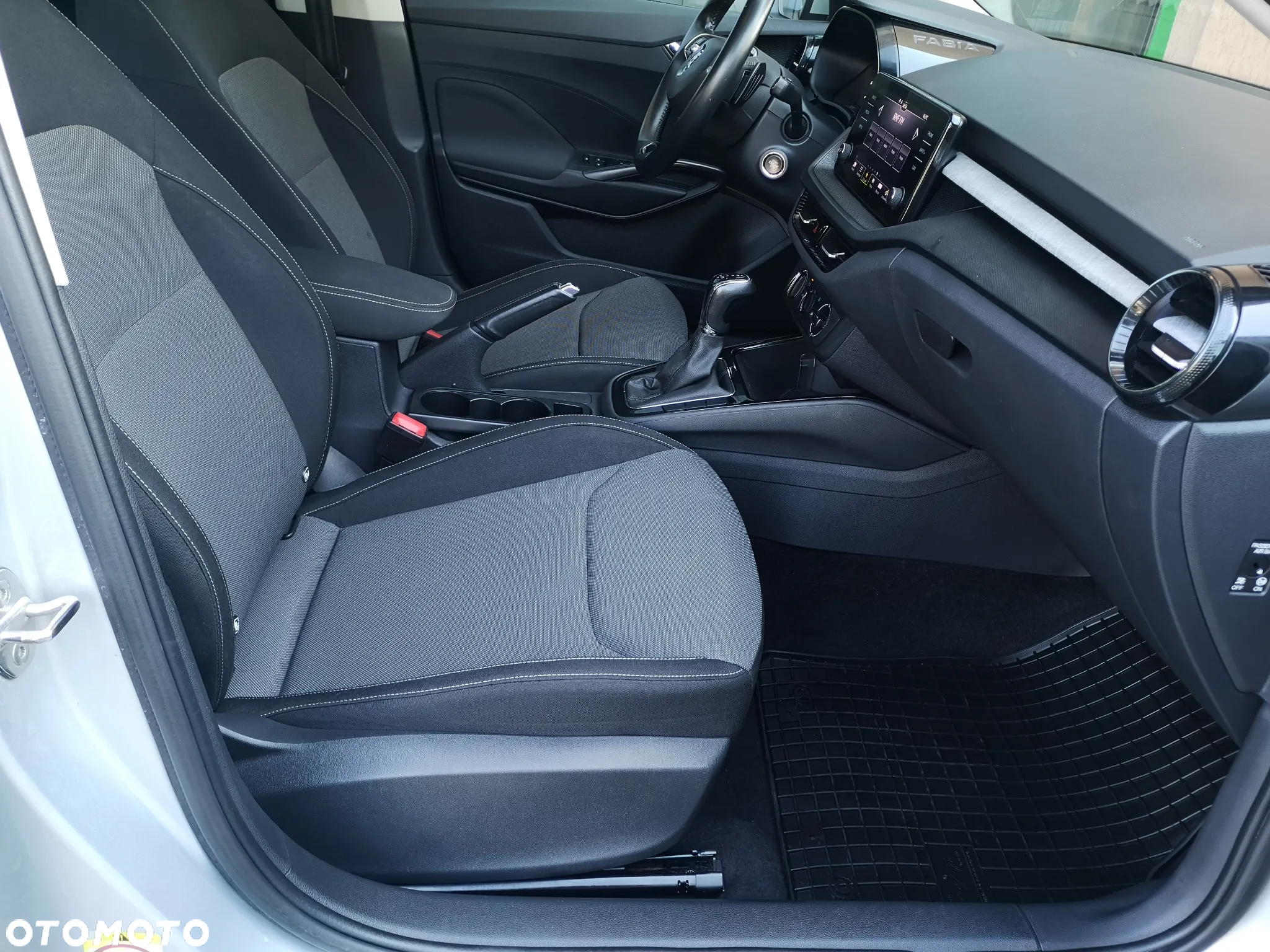 Skoda Fabia 1.0 TSI Style DSG - 19