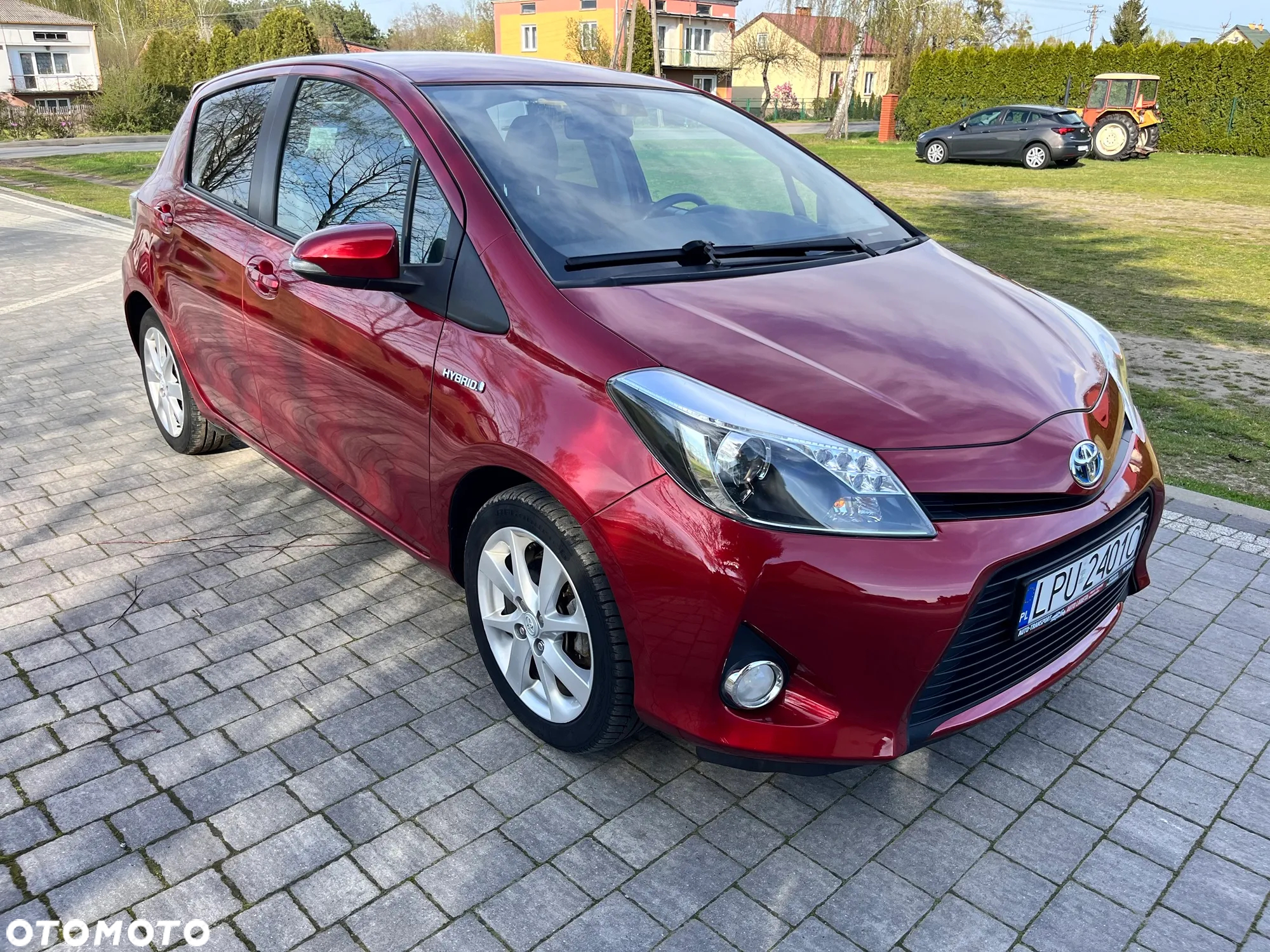 Toyota Yaris Hybrid 100 Dynamic - 4