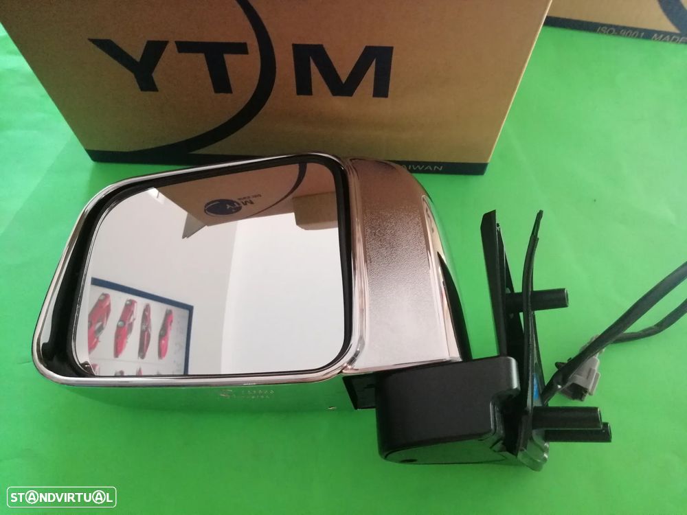 Espelho retrovisor cromado elétrico da Nissan Navara D22 - 1