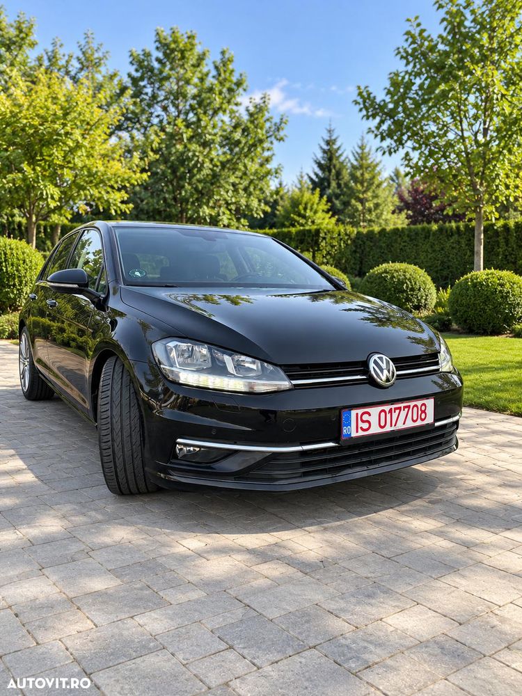 Volkswagen Golf 1.5 TSI DSG Highline - 1