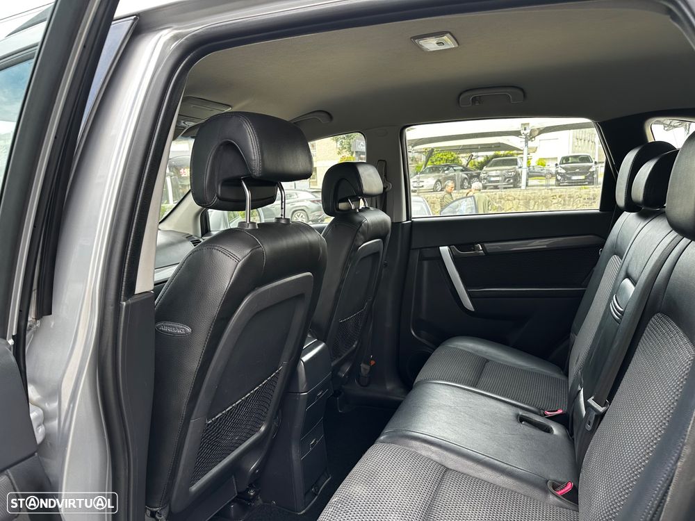 Chevrolet Captiva 2.0 VCDi Seven 7L - 27