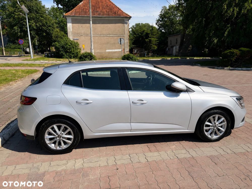 Renault Megane ENERGY TCe 130 EXPERIENCE - 9