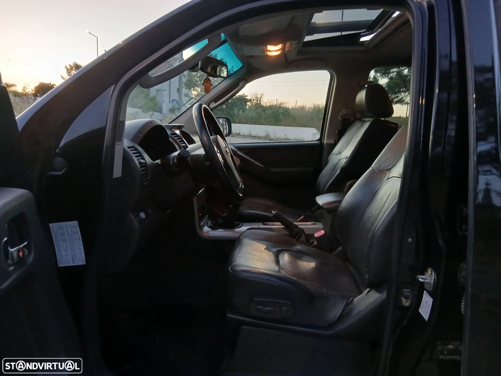 Nissan Navara Nav 2.5 dCi CD SE Comf+C-C+BDT - 6