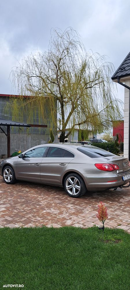 Volkswagen Passat CC 2.0 Blue TDI - 3