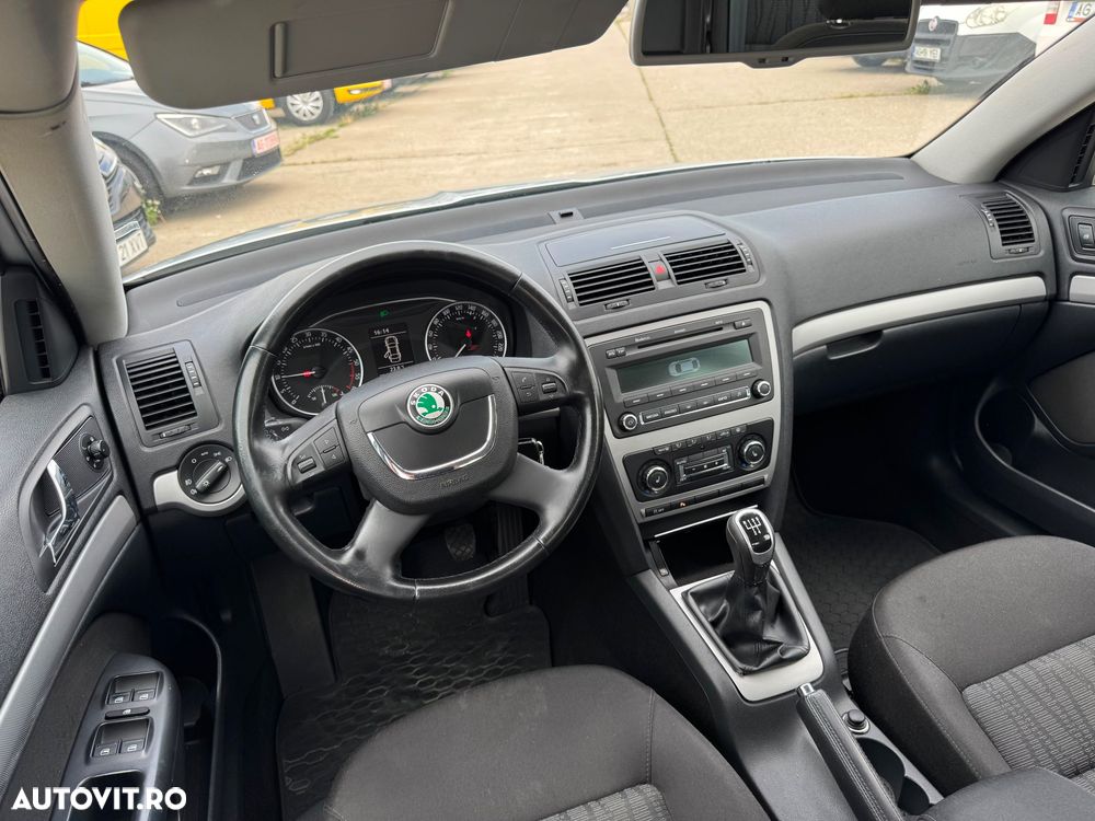 Skoda Octavia 1.6 TDI DPF Ambition Green tec - 6