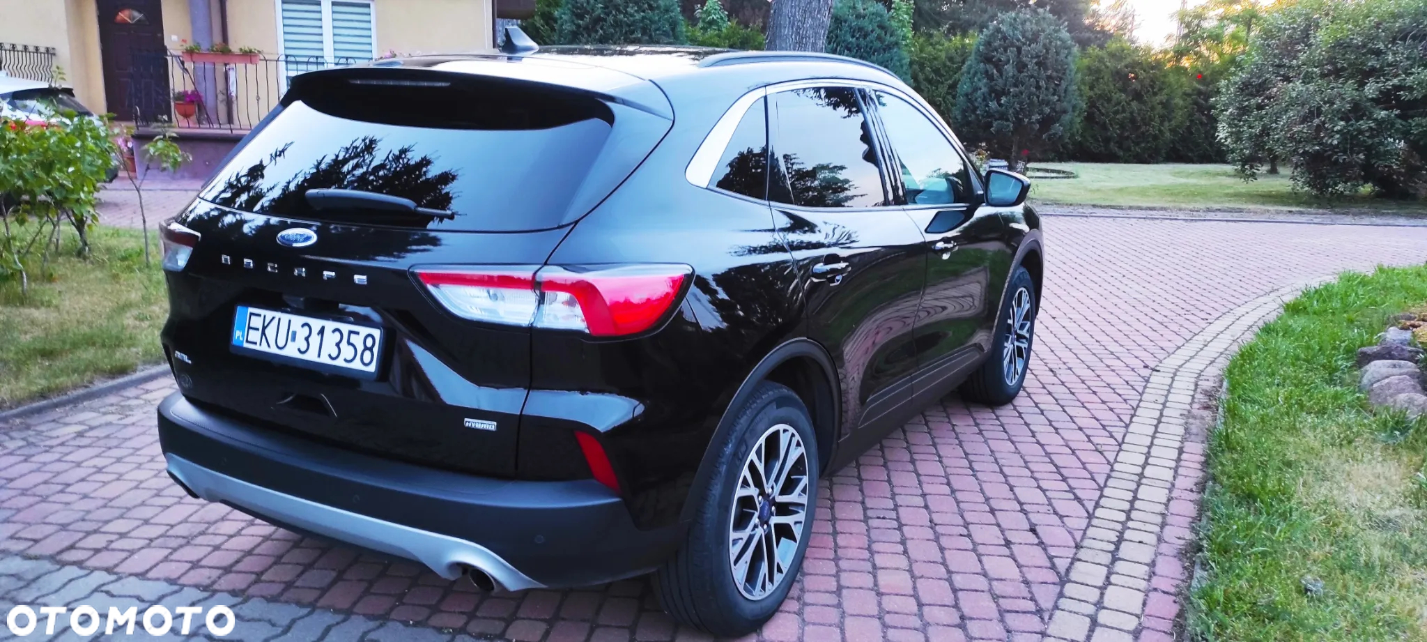 Ford Kuga 2.5 Duratec PHEV TITANIUM - 4
