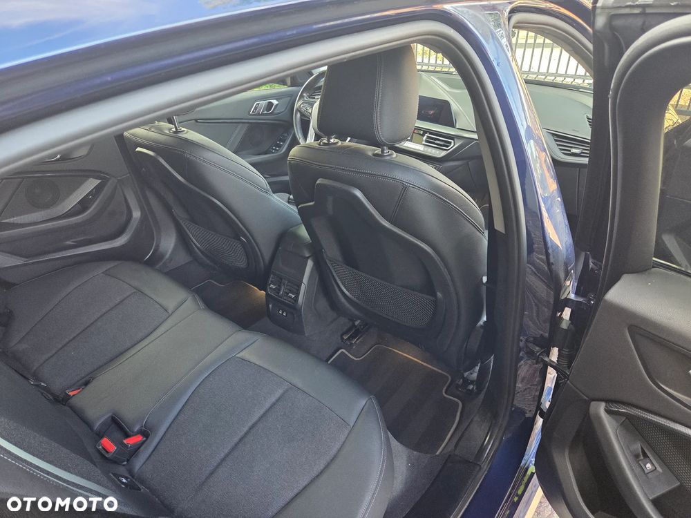 BMW Seria 1 118i M Sport - 19